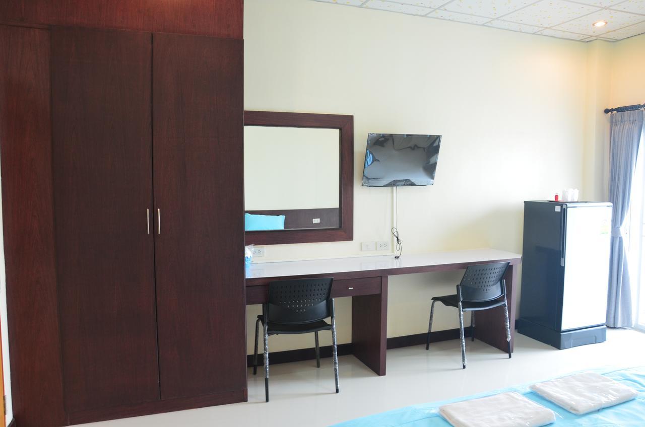 Volinta Park Apartment Rayong Kültér fotó